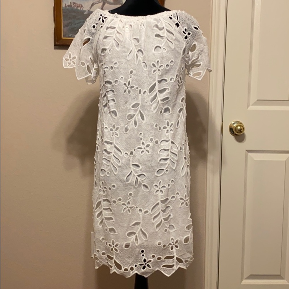NWOT Beautiful White Dress - Picture 2 of 4